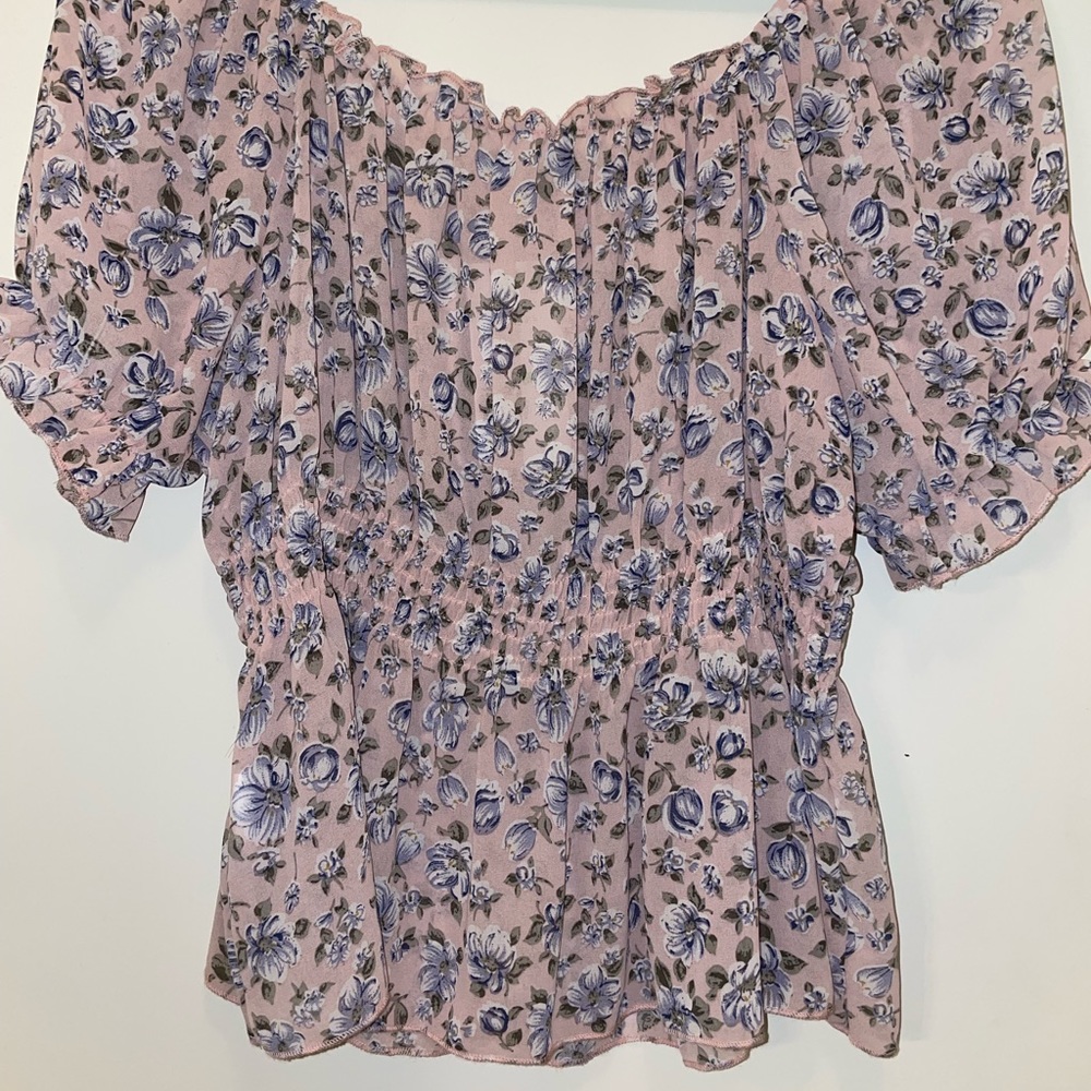Light Pink/blue smocked top Jebdoba-NWT - Picture 3 of 5